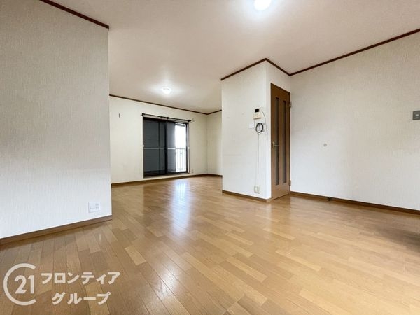 京都市南区久世築山町の中古一戸建て