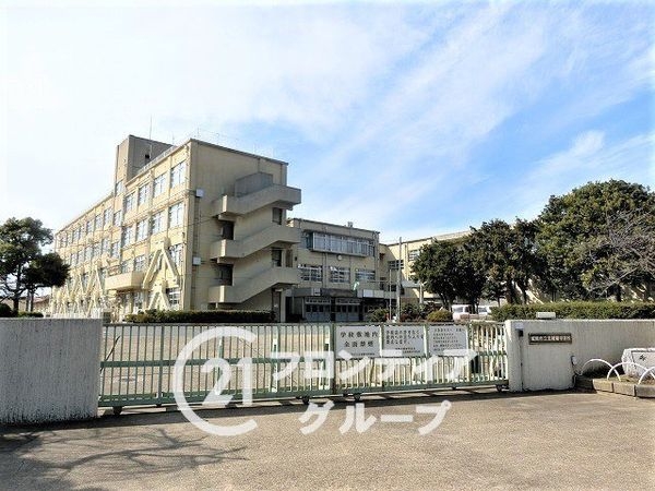 城陽市久世北垣内　新築一戸建て　１期　１号棟(城陽市立北城陽中学校)