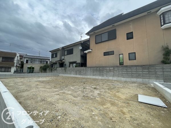 宇治市木幡御蔵山　新築一戸建て　２期　２号棟