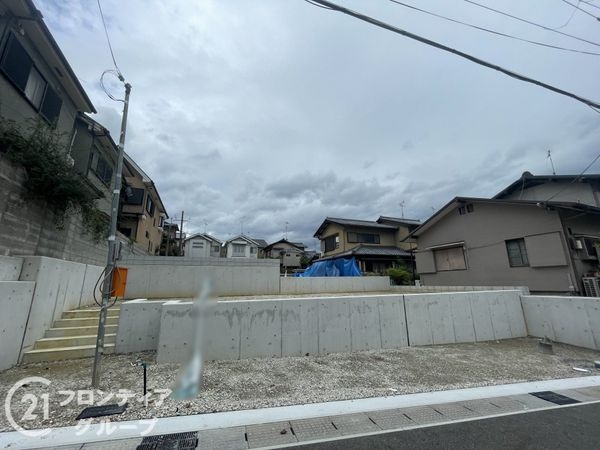 宇治市木幡御蔵山　新築一戸建て　２期　２号棟