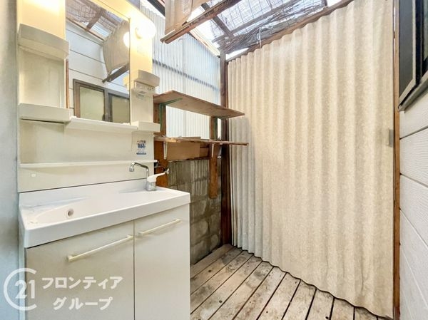 京都市伏見区深草平田町の中古一戸建て