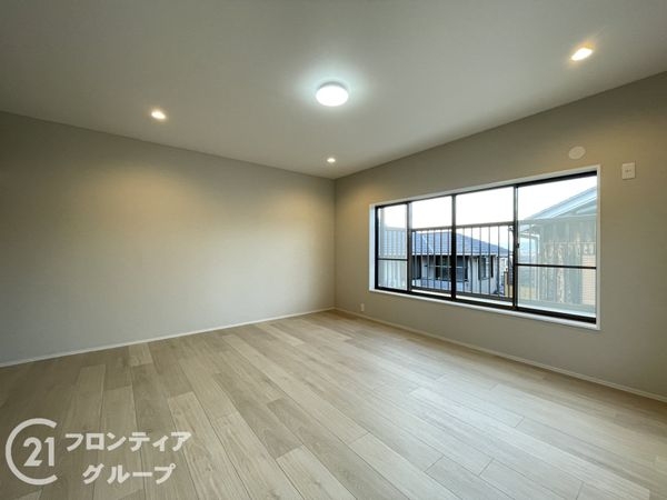 京都市伏見区深草大亀谷万帖敷町の中古一戸建て