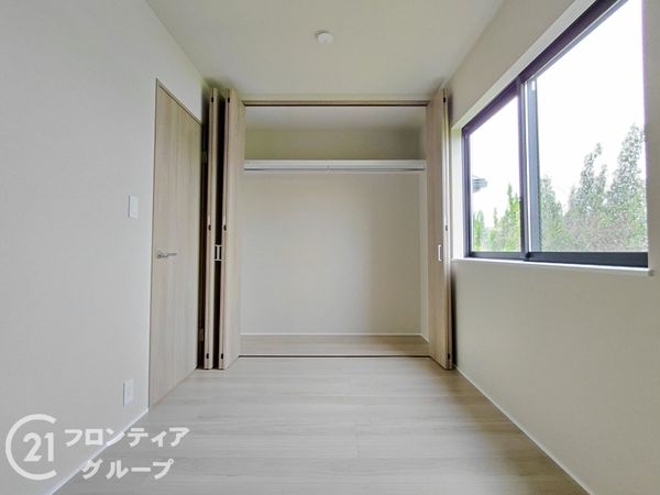 城陽市富野鷺坂山新築一戸建て