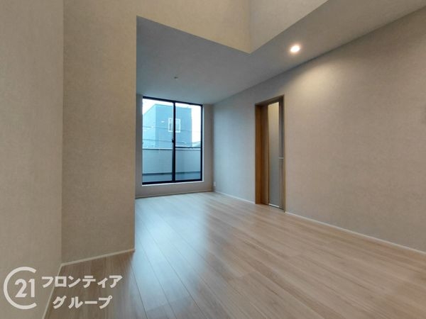 城陽市富野鷺坂山新築一戸建て