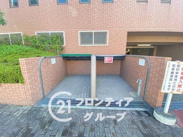 京阪東ローズタウン・ファインガーデンスクエアＡ棟　中古マン…