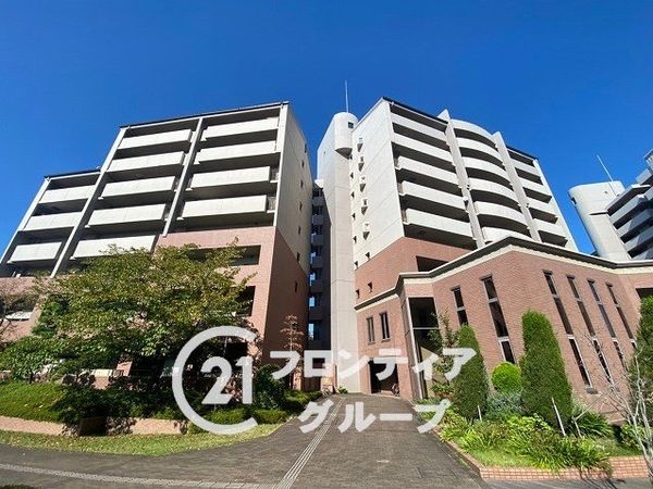 京阪東ローズタウン・ファインガーデンスクエアA棟 中古マン…