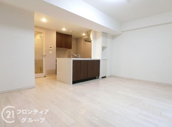 リソシエ四条クロスコート　中古マンション