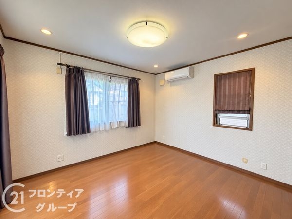 宇治市木幡御蔵山の中古一戸建て