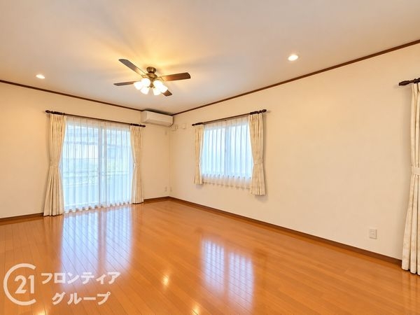 宇治市木幡御蔵山の中古一戸建て