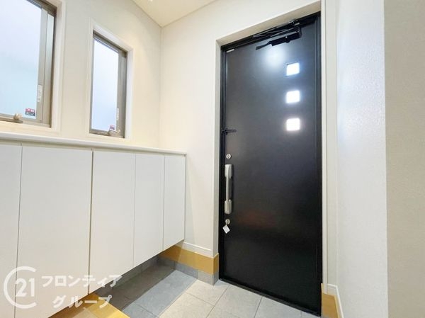 八幡市八幡山田の中古一戸建て