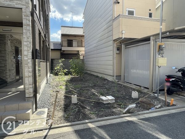 京都市伏見区西大黒町　新築一戸建て