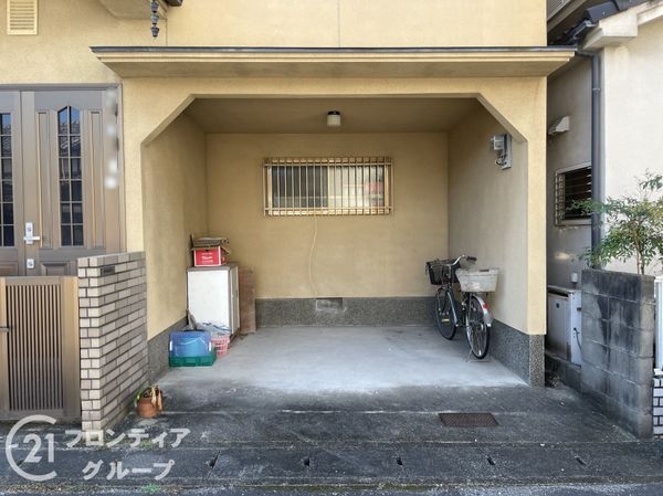 城陽市平川野原　中古一戸建て