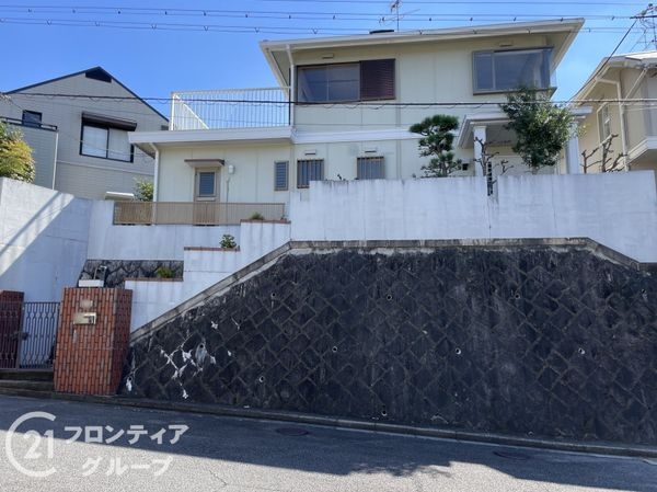 宇治市折居台４丁目　中古一戸建て