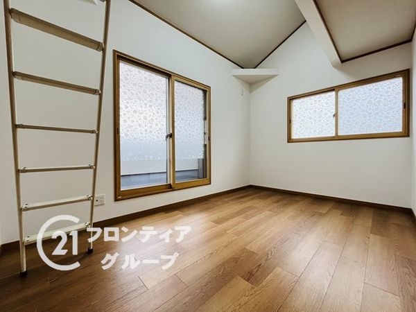 尼崎市田能２丁目の中古一戸建て