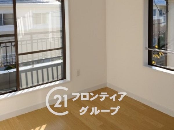 西宮市仁川百合野町の中古一戸建て