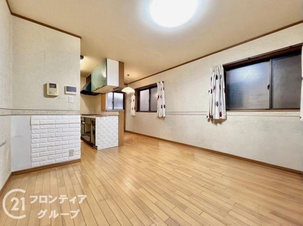 尼崎市水堂町２丁目　中古一戸建て