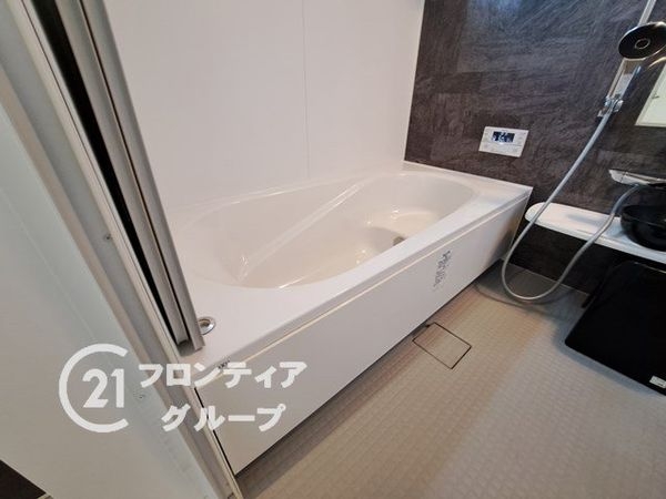 伊丹市森本４丁目　中古一戸建て