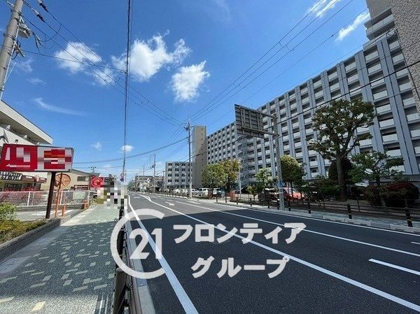 鳴尾小松住宅A棟