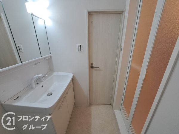 鳴尾小松住宅A棟