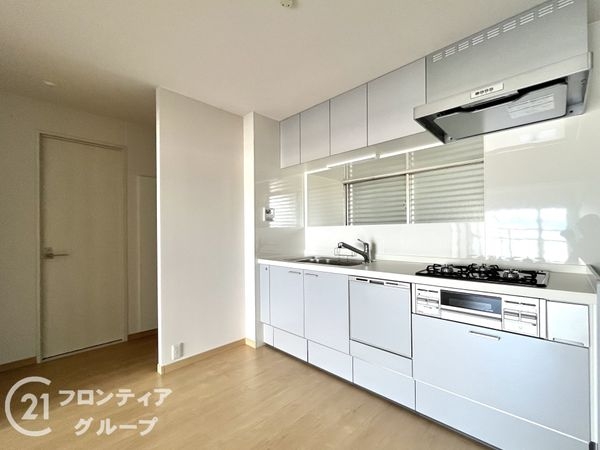 鳴尾小松住宅A棟