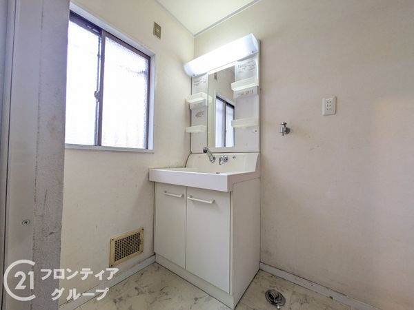 西宮市若草町１丁目の中古一戸建て