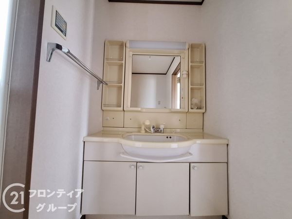 西宮市霞町の中古一戸建て
