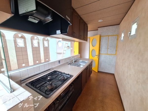 西宮市霞町　中古一戸建て