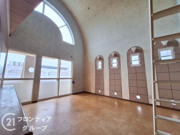 西宮市霞町の中古一戸建て