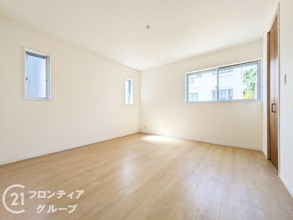 西宮市苦楽園二番町の中古一戸建て