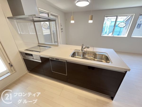 尼崎市東園田町２丁目　新築一戸建て　２1号地