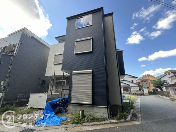 尼崎市東園田町２丁目　新築一戸建て　２２号地