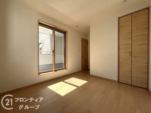 尼崎市東園田町２丁目　新築一戸建て　６号地