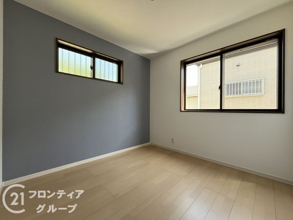 尼崎市東園田町２丁目　新築一戸建て　５号地