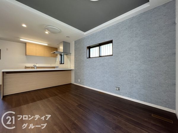 尼崎市東園田町２丁目　新築一戸建て　５号地