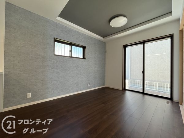 尼崎市東園田町２丁目　新築一戸建て　５号地