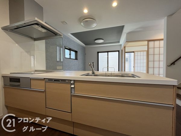尼崎市東園田町２丁目　新築一戸建て　５号地
