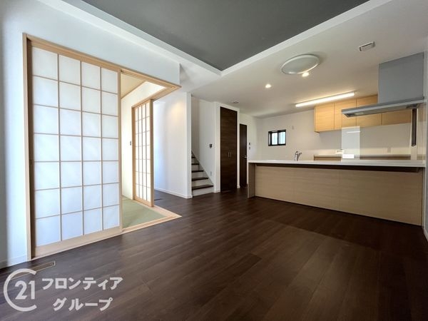 尼崎市東園田町２丁目　新築一戸建て　５号地