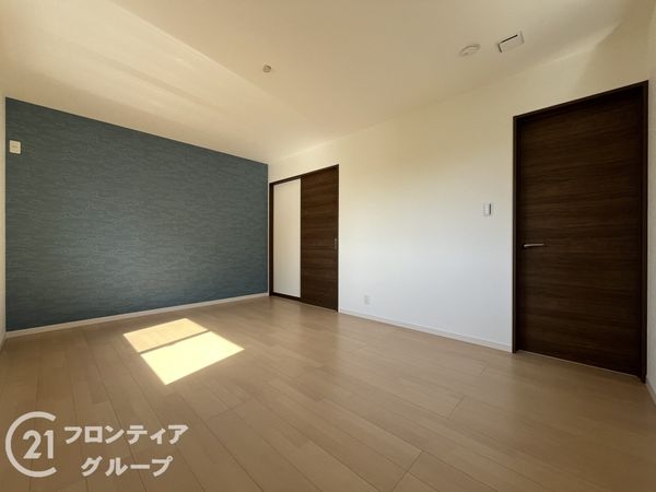 尼崎市東園田町２丁目　新築一戸建て　５号地