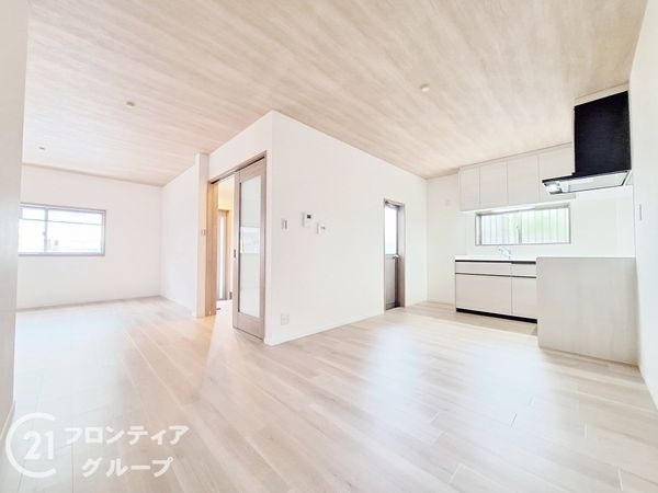 尼崎市西立花町３丁目　中古一戸建て