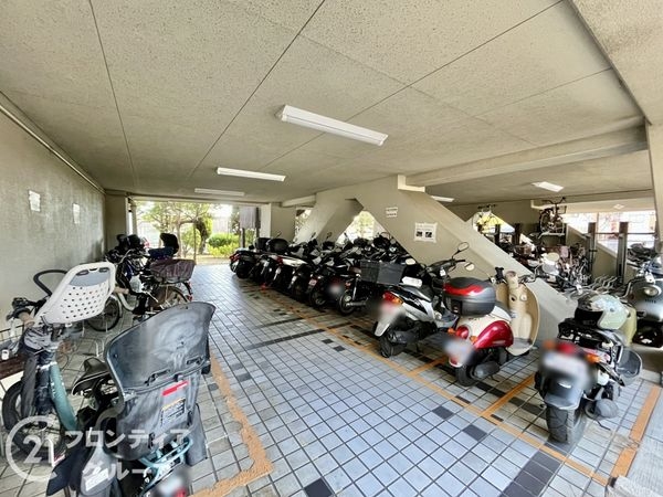 千舟リバーサイドヴィラD棟　中古マンション