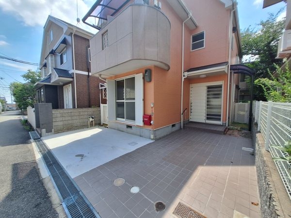 西宮市角石町の中古一戸建て