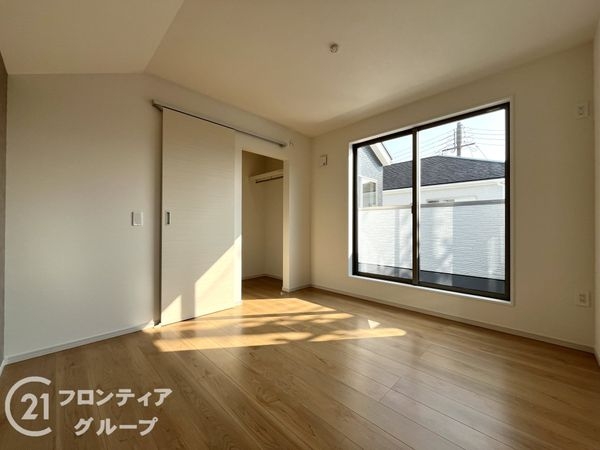 伊丹市千僧６丁目　新築一戸建て　１号棟