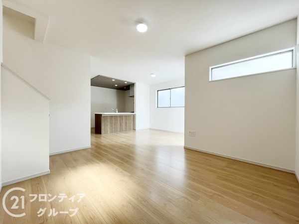 伊丹市千僧６丁目　新築一戸建て　１号棟