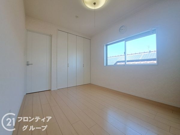 尼崎市築地２丁目の中古一戸建て