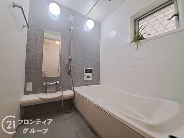 尼崎市築地２丁目　中古一戸建て