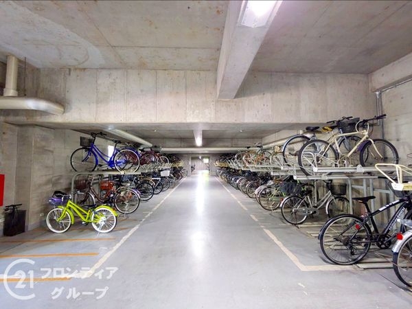 ジークレフ西宮武庫川館オリーブ館　中古マンション