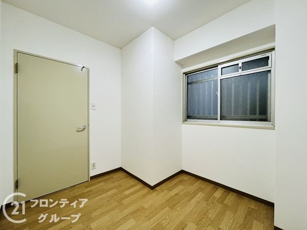 サンロイヤル北園田ブランシュール　中古マンション