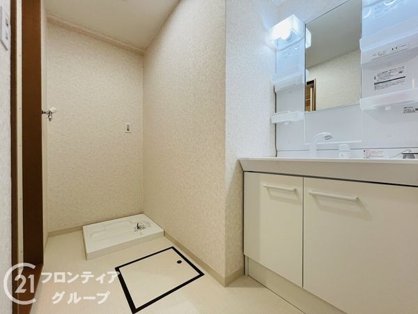 サンロイヤル北園田ブランシュール　中古マンション