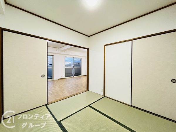 サンロイヤル北園田ブランシュール　中古マンション