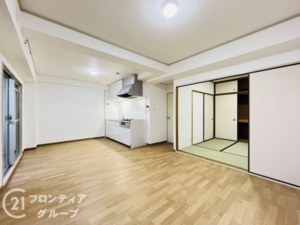 サンロイヤル北園田ブランシュール　中古マンション
